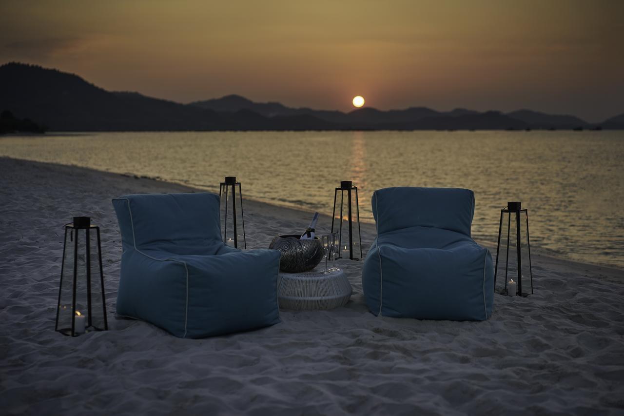 Cape Kudu Hotel, Koh Yao Noi Eksteriør bilde Sunset at the beach